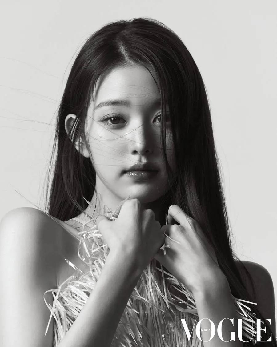 IVE @ VOGUE Korea January 2023
