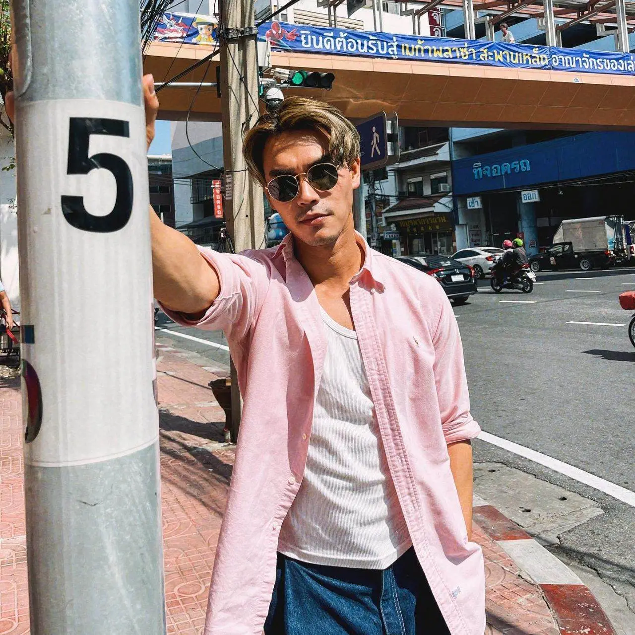 ยอมโดนน็อคอ๊อกๆ