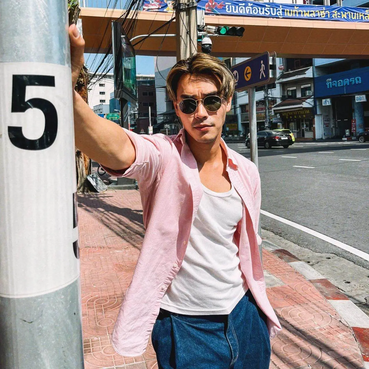ยอมโดนน็อคอ๊อกๆ