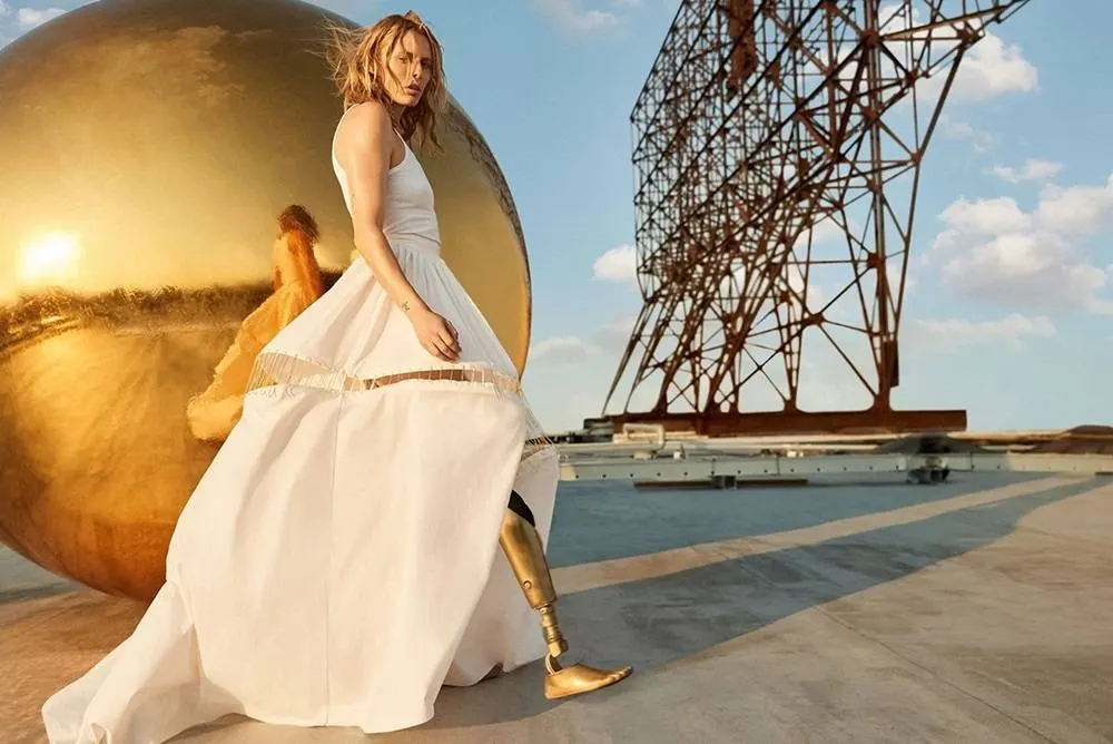 Lauren Wasser @ Harper's BAZAAR UK Dec 2022-Jan 2023