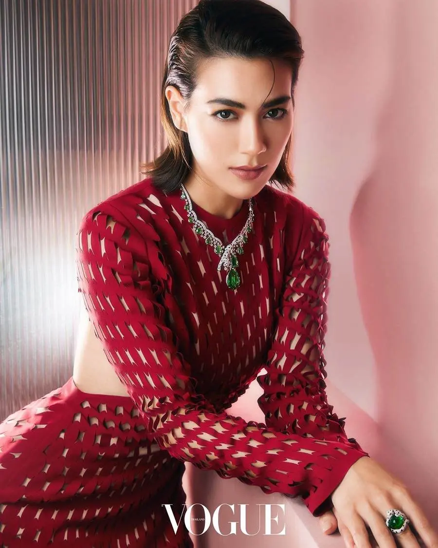 คิมเบอร์ลี่ แอน โวลเทมัส @ VOGUE Thailand January 2023