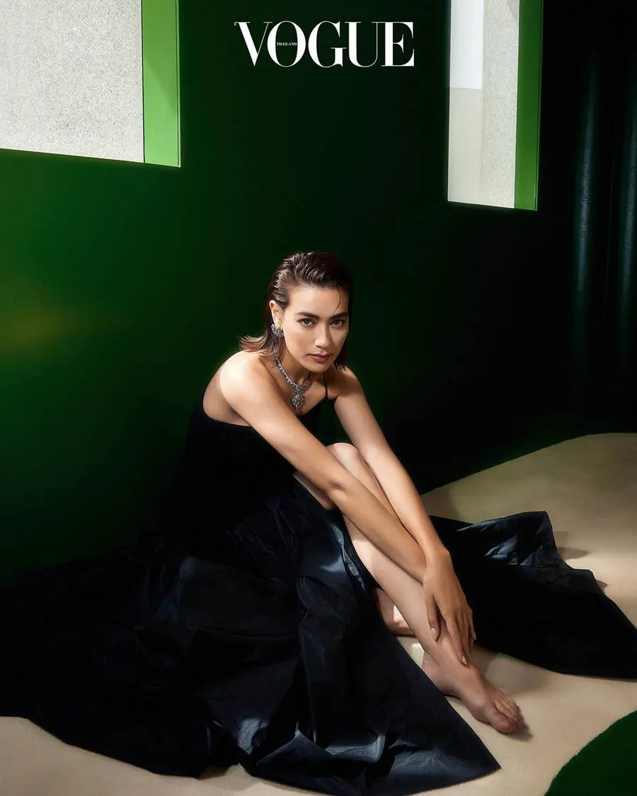คิมเบอร์ลี่ แอน โวลเทมัส @ VOGUE Thailand January 2023