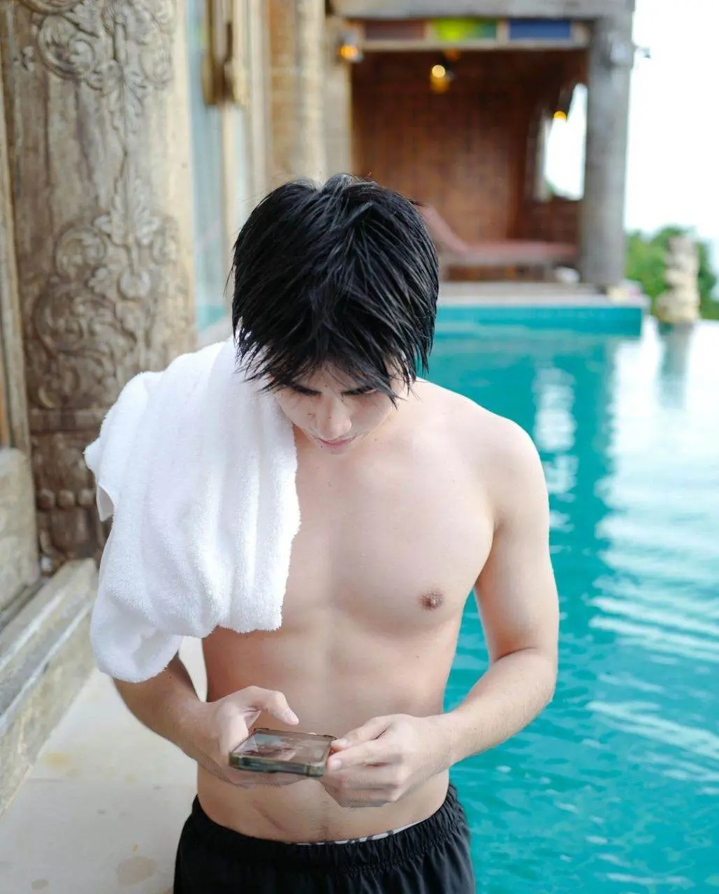 ดาราพาเพลิน