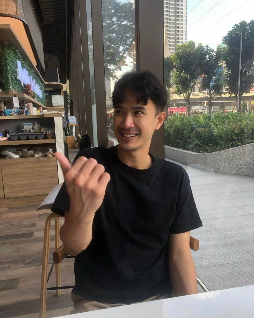 รับบทหล่อเข้ม
