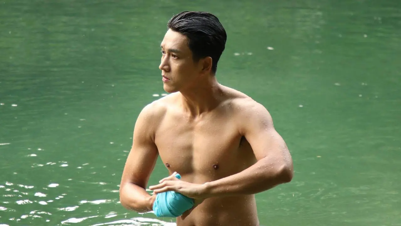 รับบทหล่อเข้ม