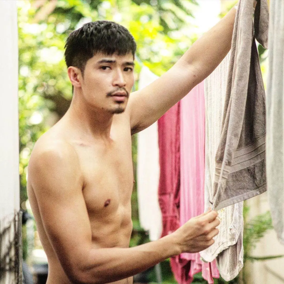ดาราหล่อน่าเลีย