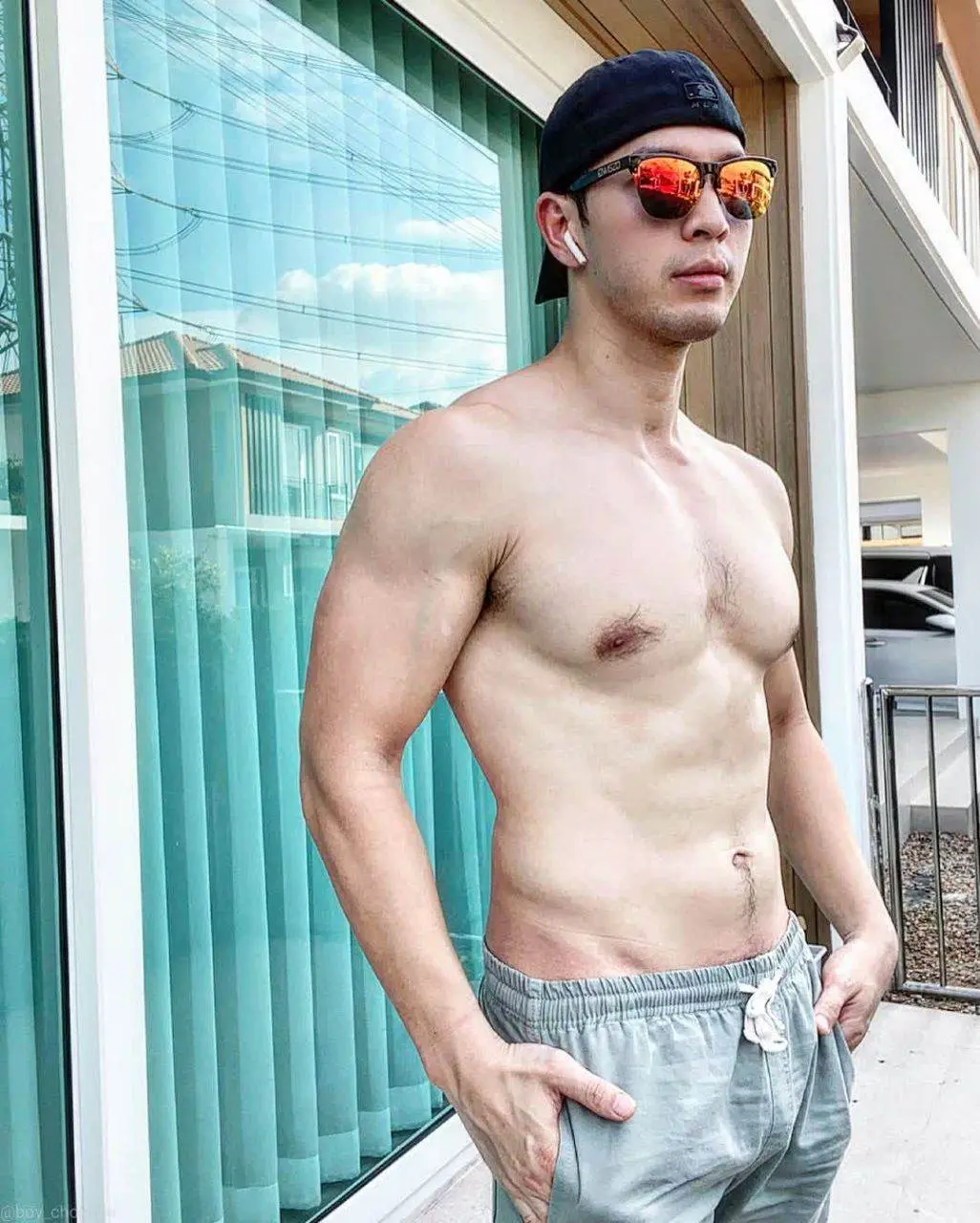 ทรงแด๊ดแซ่บเลย