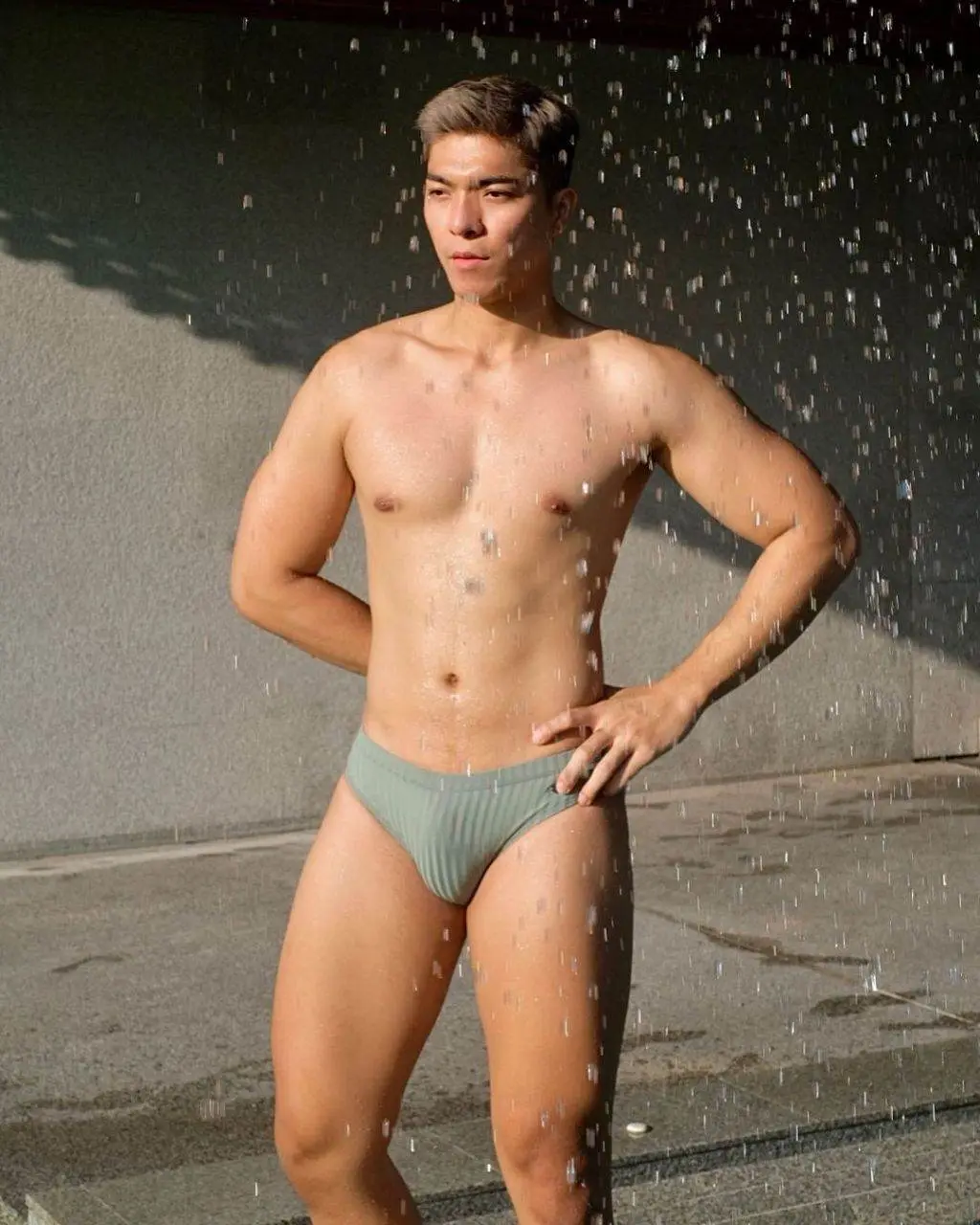 แซบ