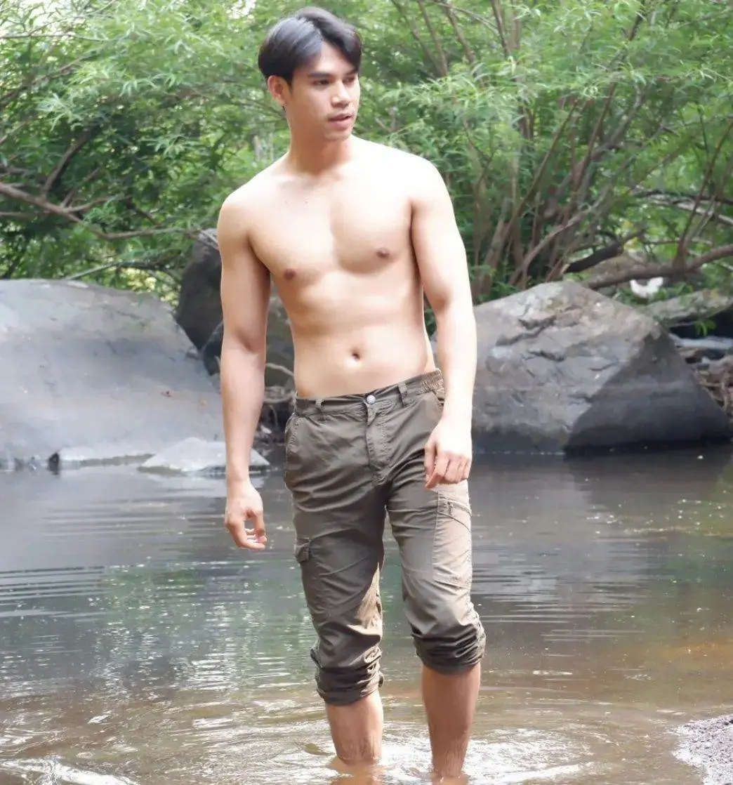 แซบ