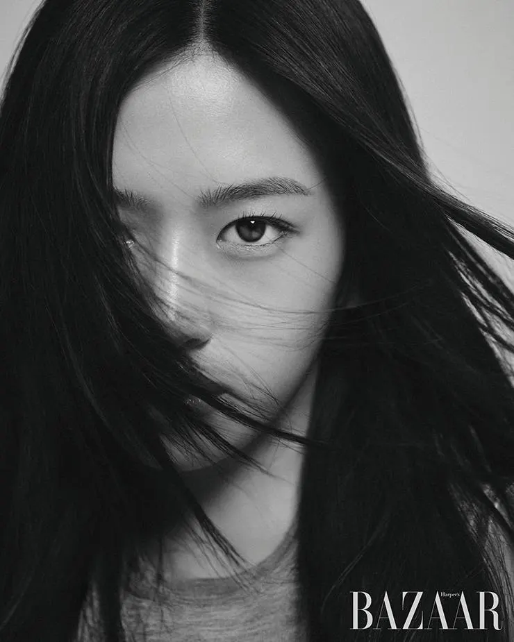 (IVE) AN YuJin @ Harper's BAZAAR Korea February 2023