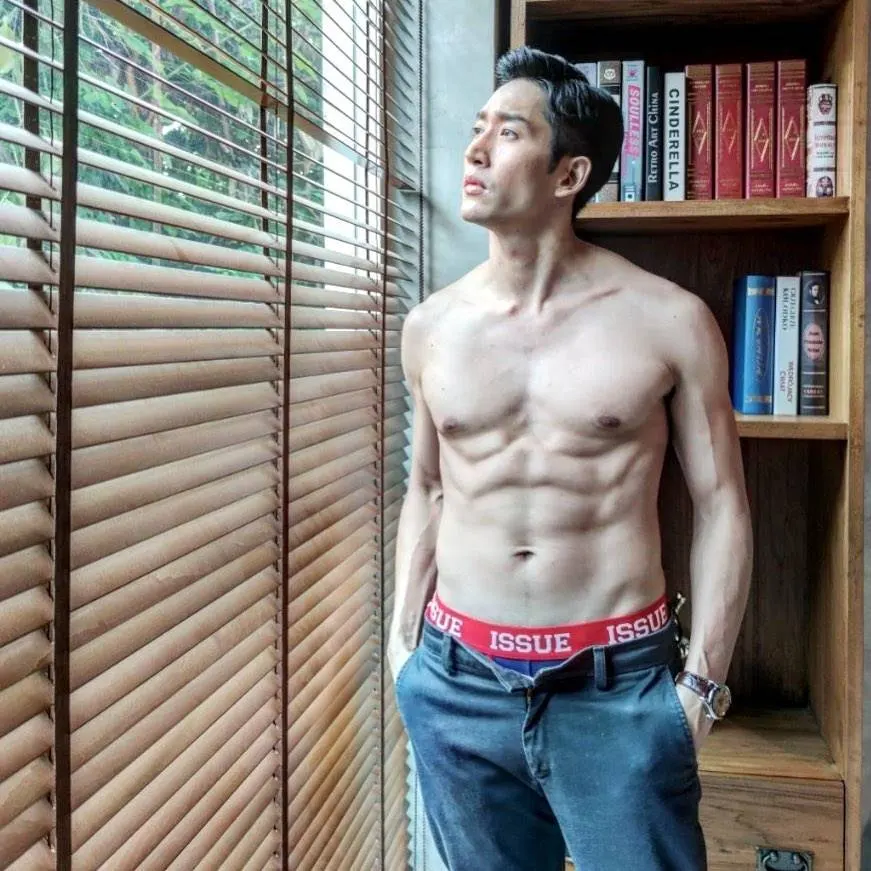 ตามเลียให้เพลียแคม
