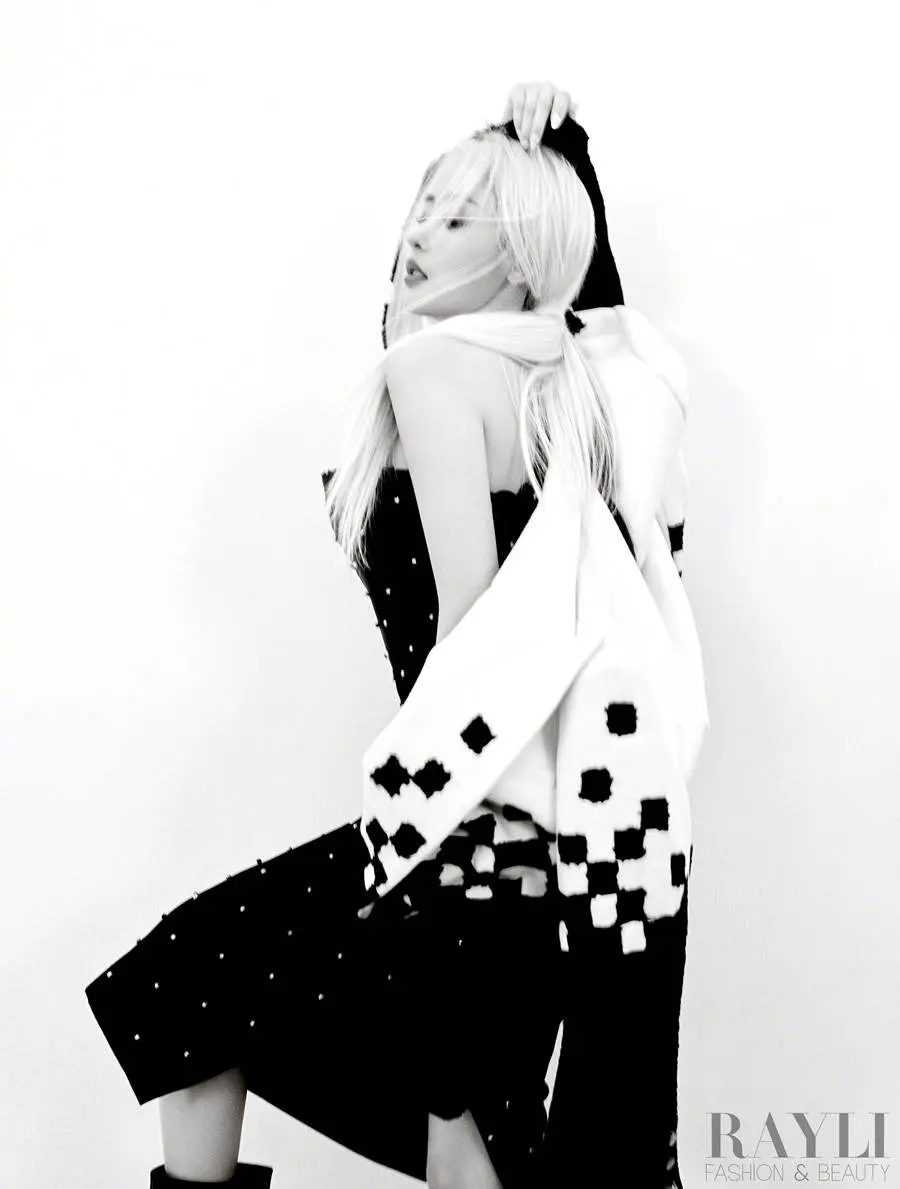 Zhang Tian ai @ Rayli Magazine China February 2023