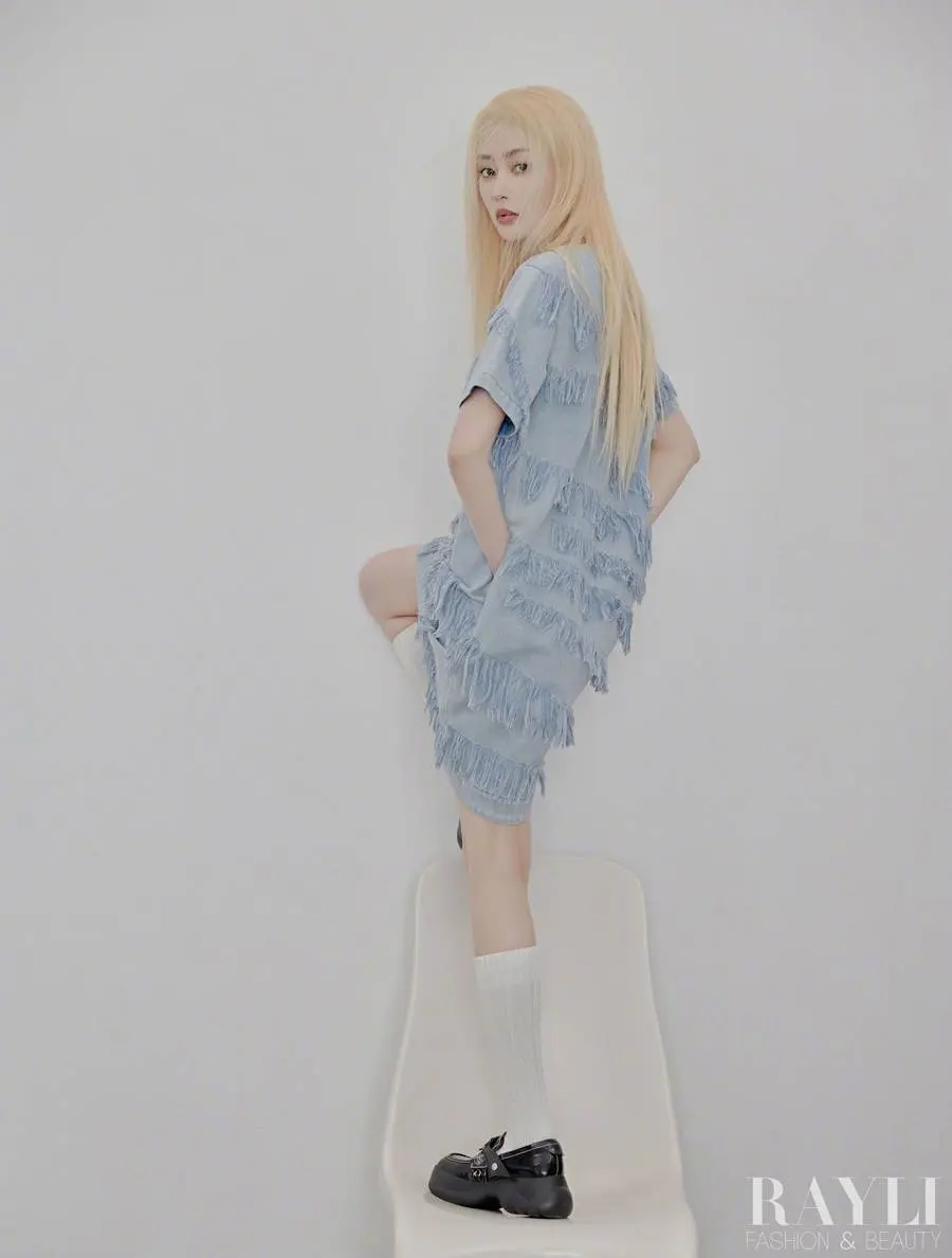 Zhang Tian ai @ Rayli Magazine China February 2023
