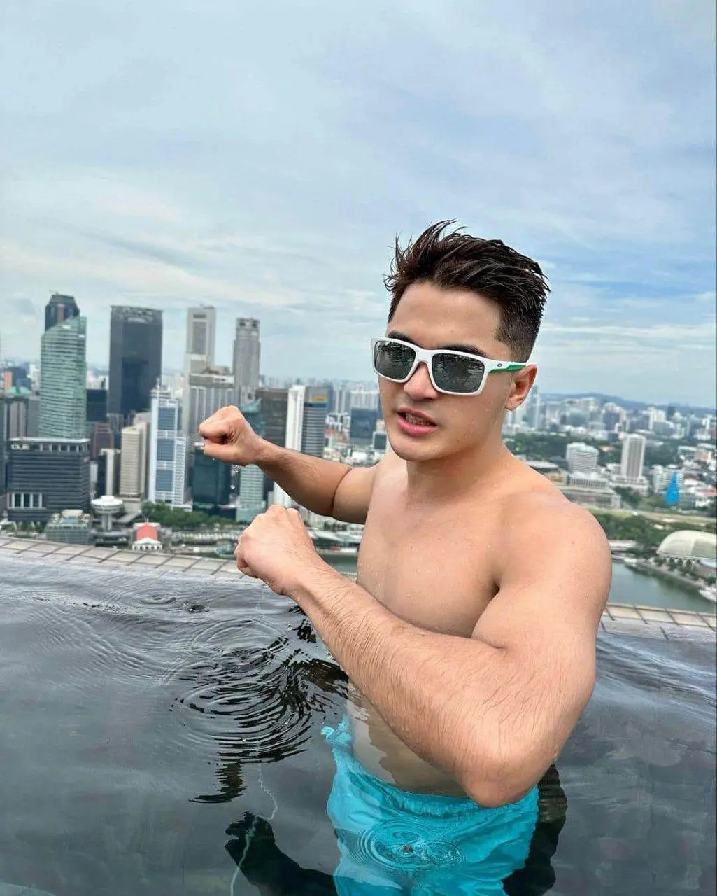 กอดคลายหนาว