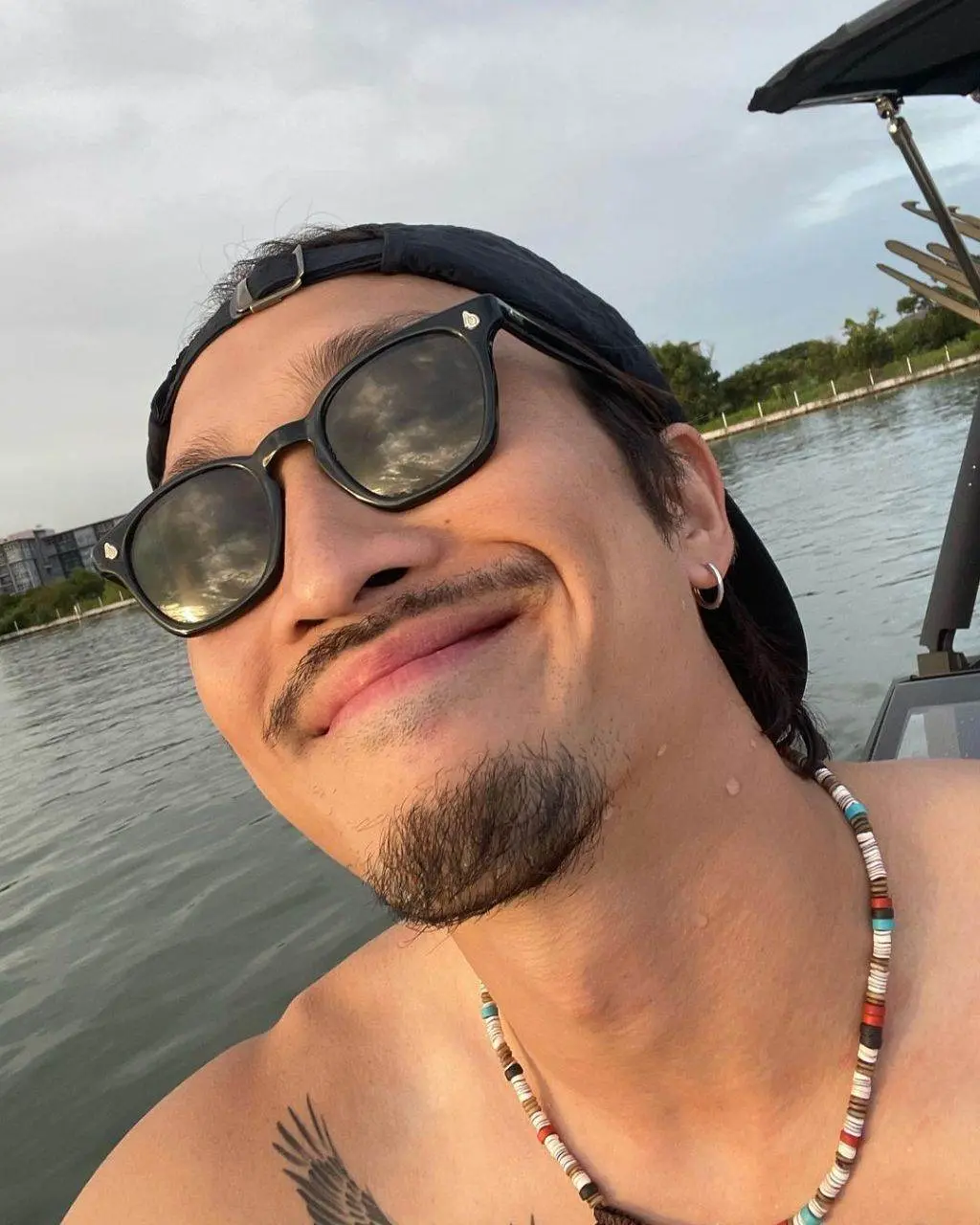 พันธ์ดีสามีออนไลน์