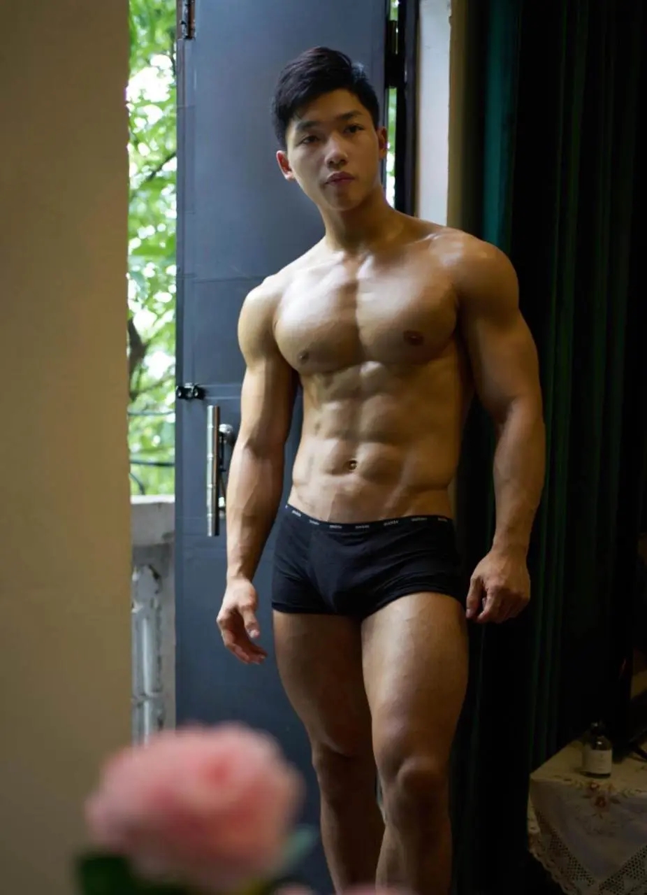 Hot men in underwear 649