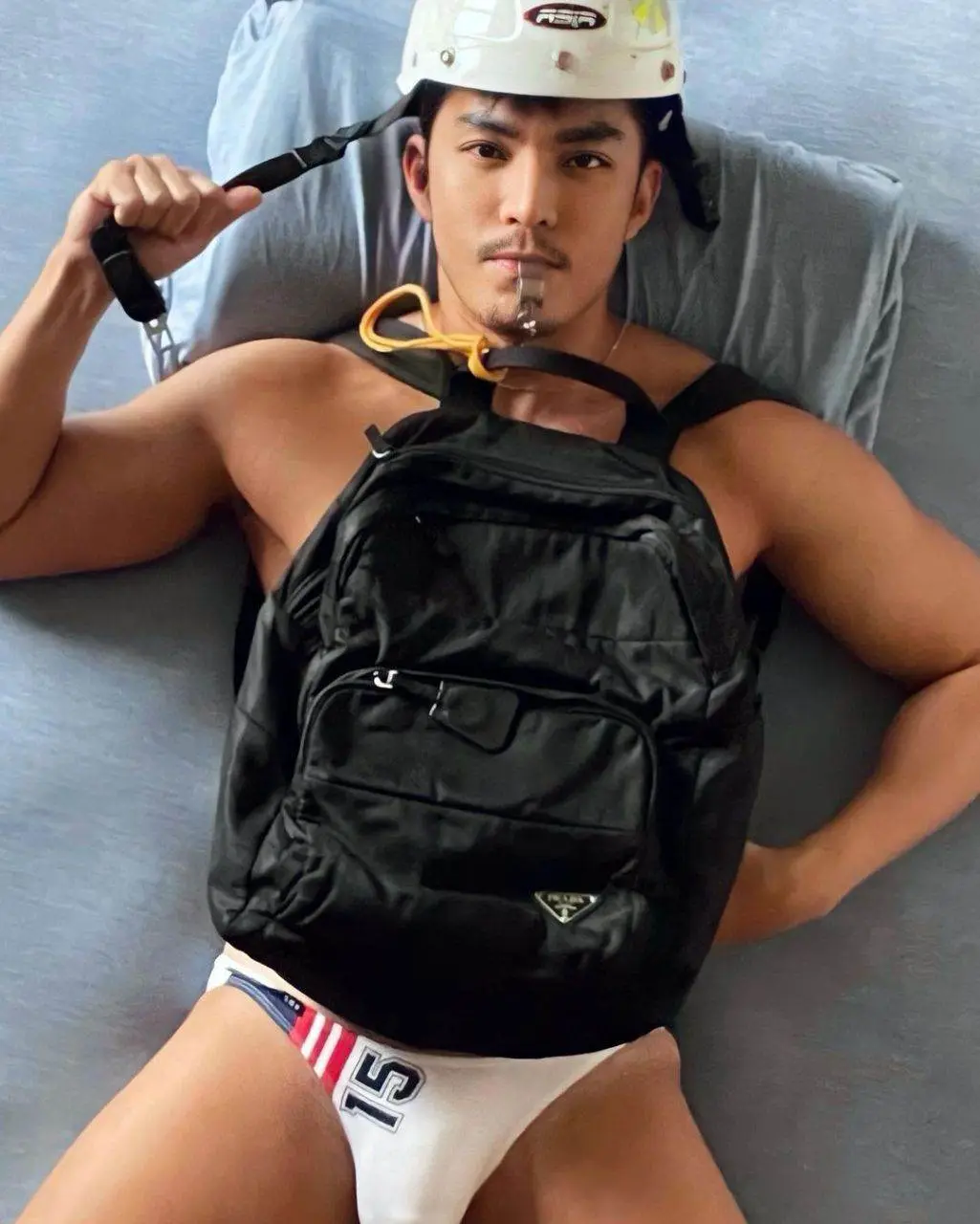 ส่องหนุ่ม 57