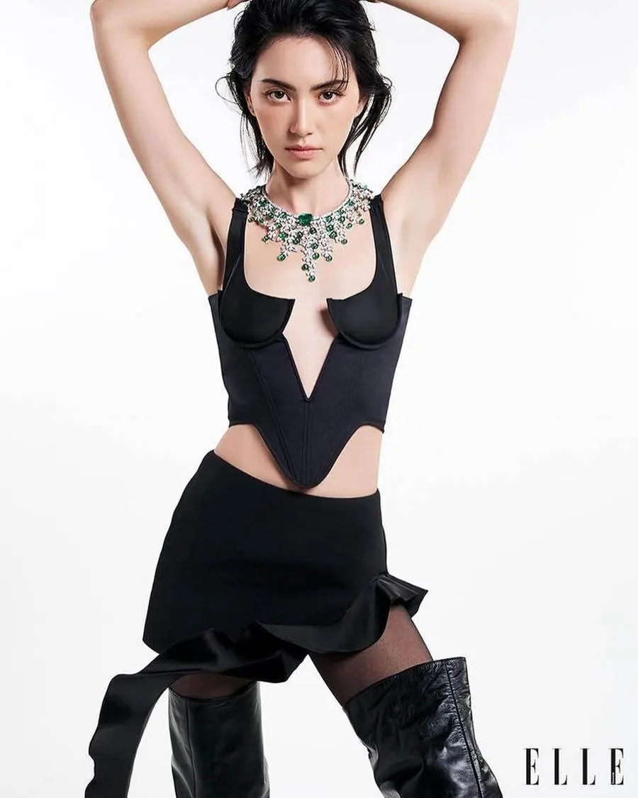 ใหม่-ดาวิกา โฮร์เน่ @ ELLE Thailand January 2023