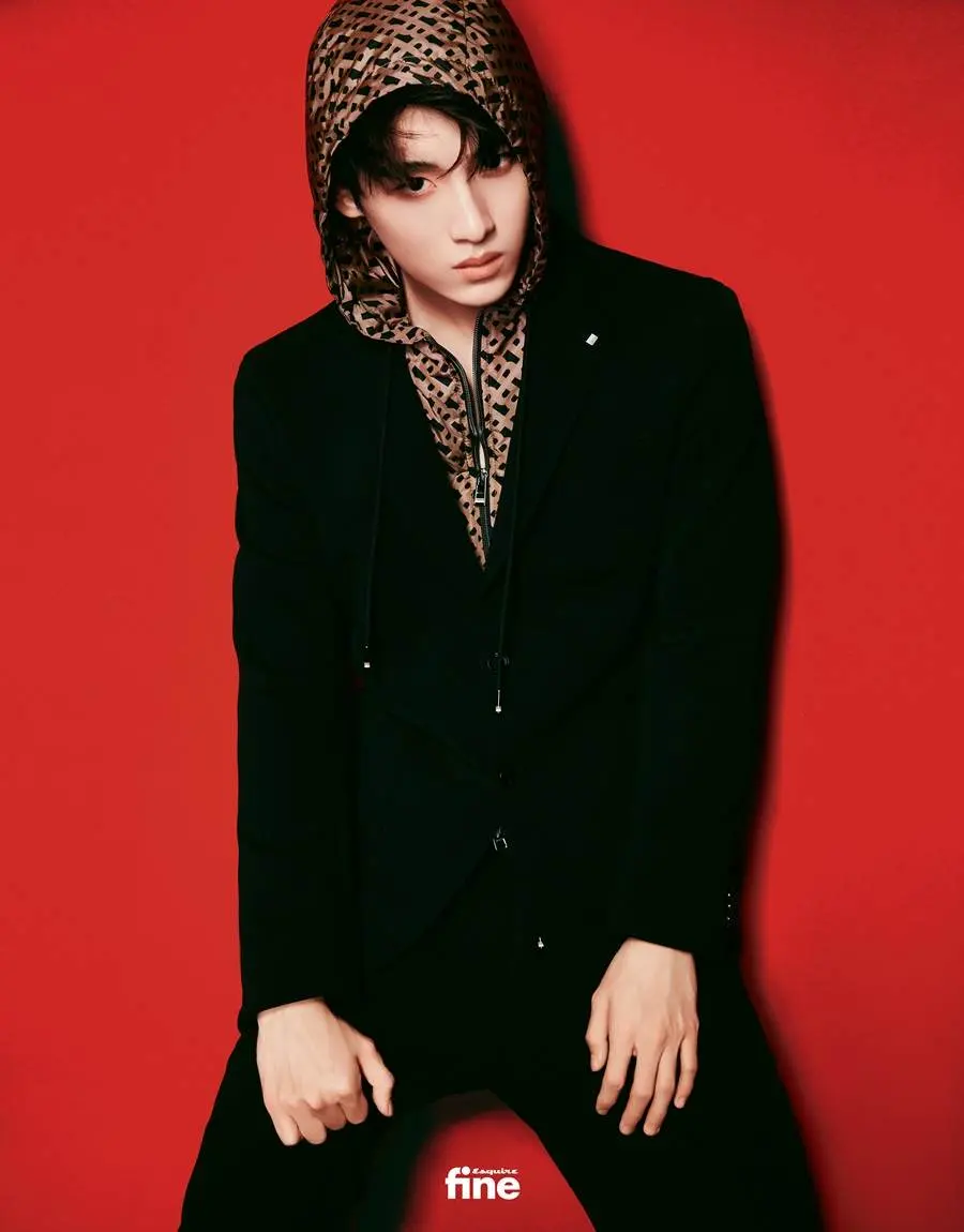 Dong Sicheng @ Esquire Fine China January 2023