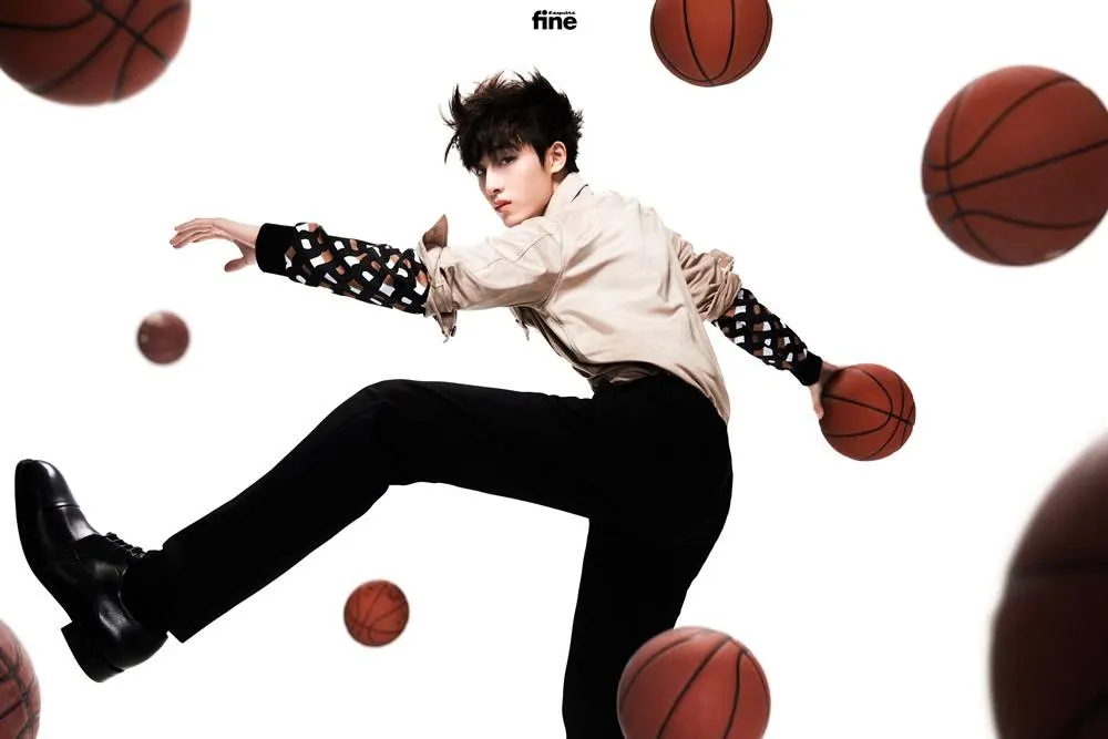 Dong Sicheng @ Esquire Fine China January 2023