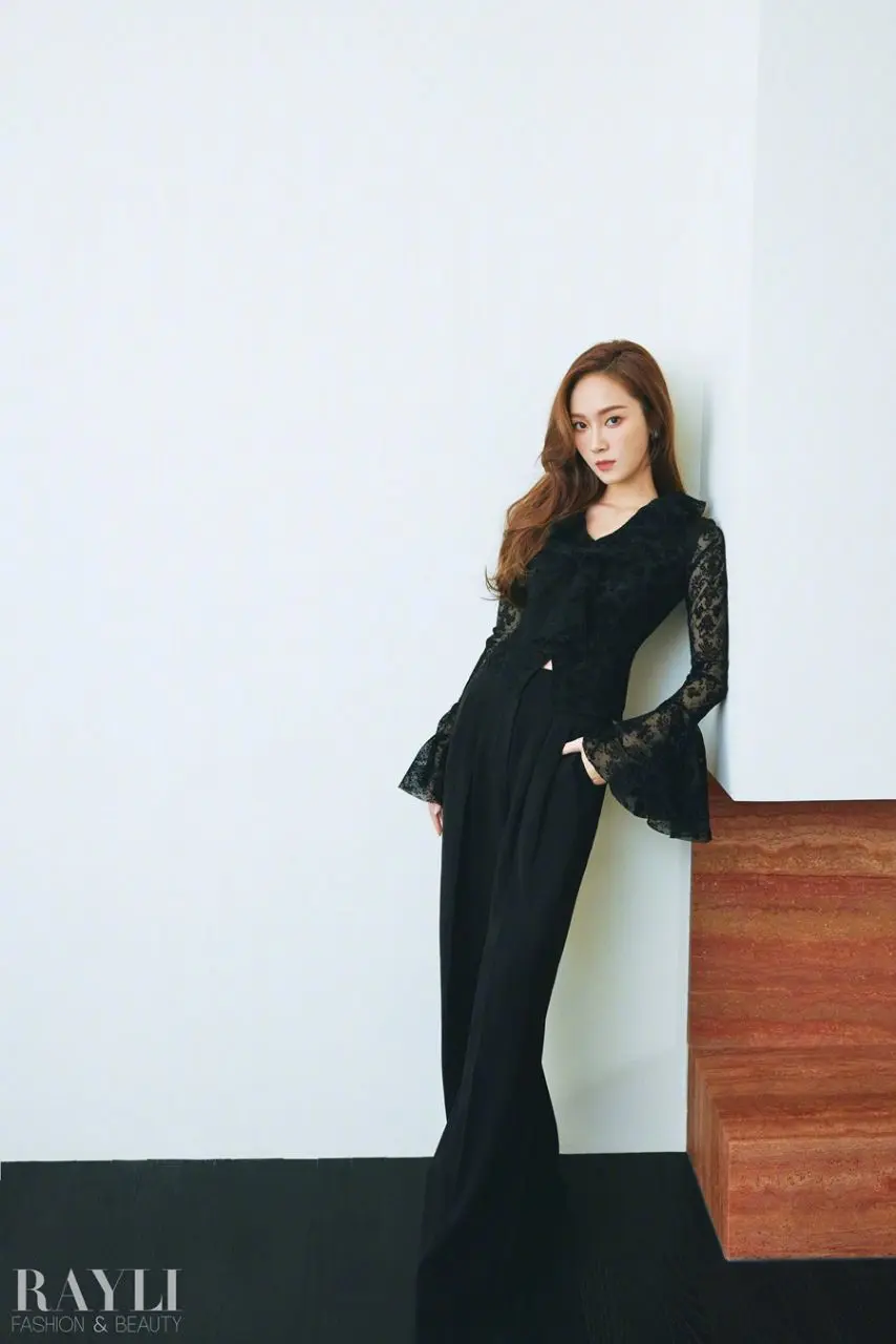 Jessica Jung @ Rayli Magazine China February 2023