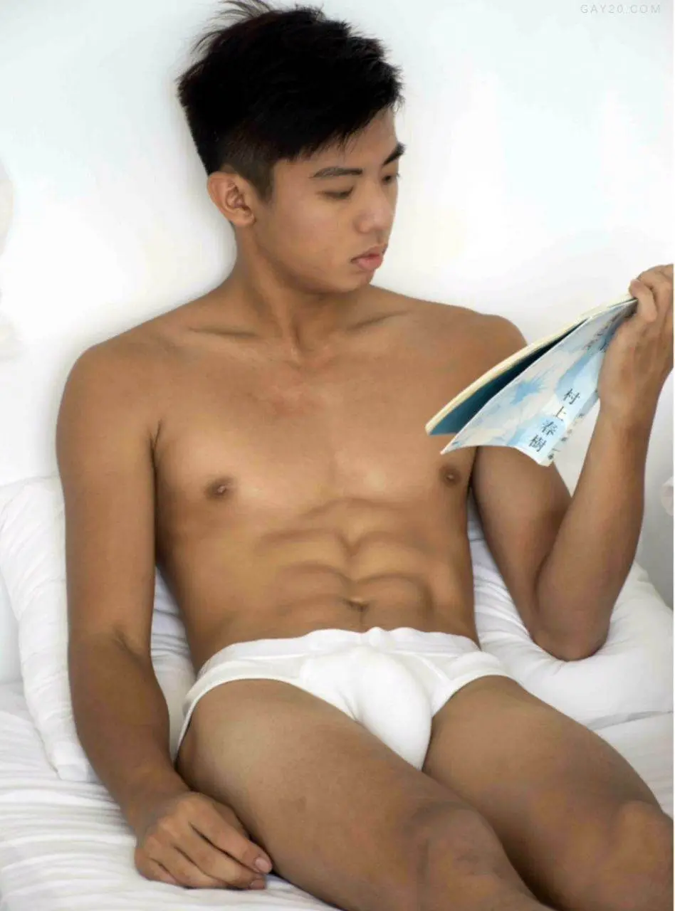 หนุ่มหล่อขึ้นปก 1120.2