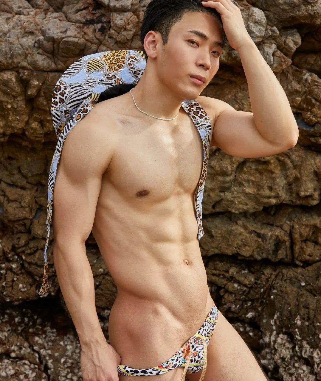 หนุ่มหล่อขึ้นปก 1126.2
