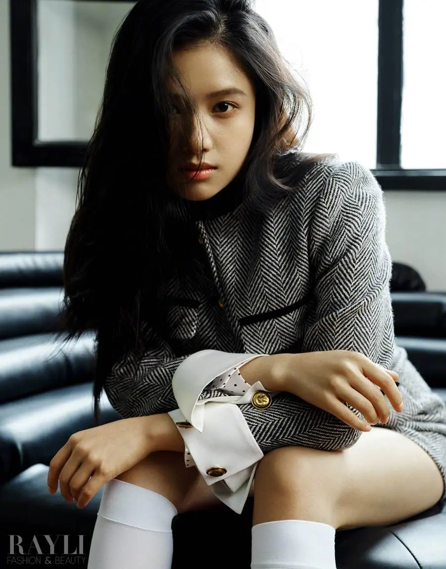 Zhang Jingyi @ Rayli Magazine China February 2023