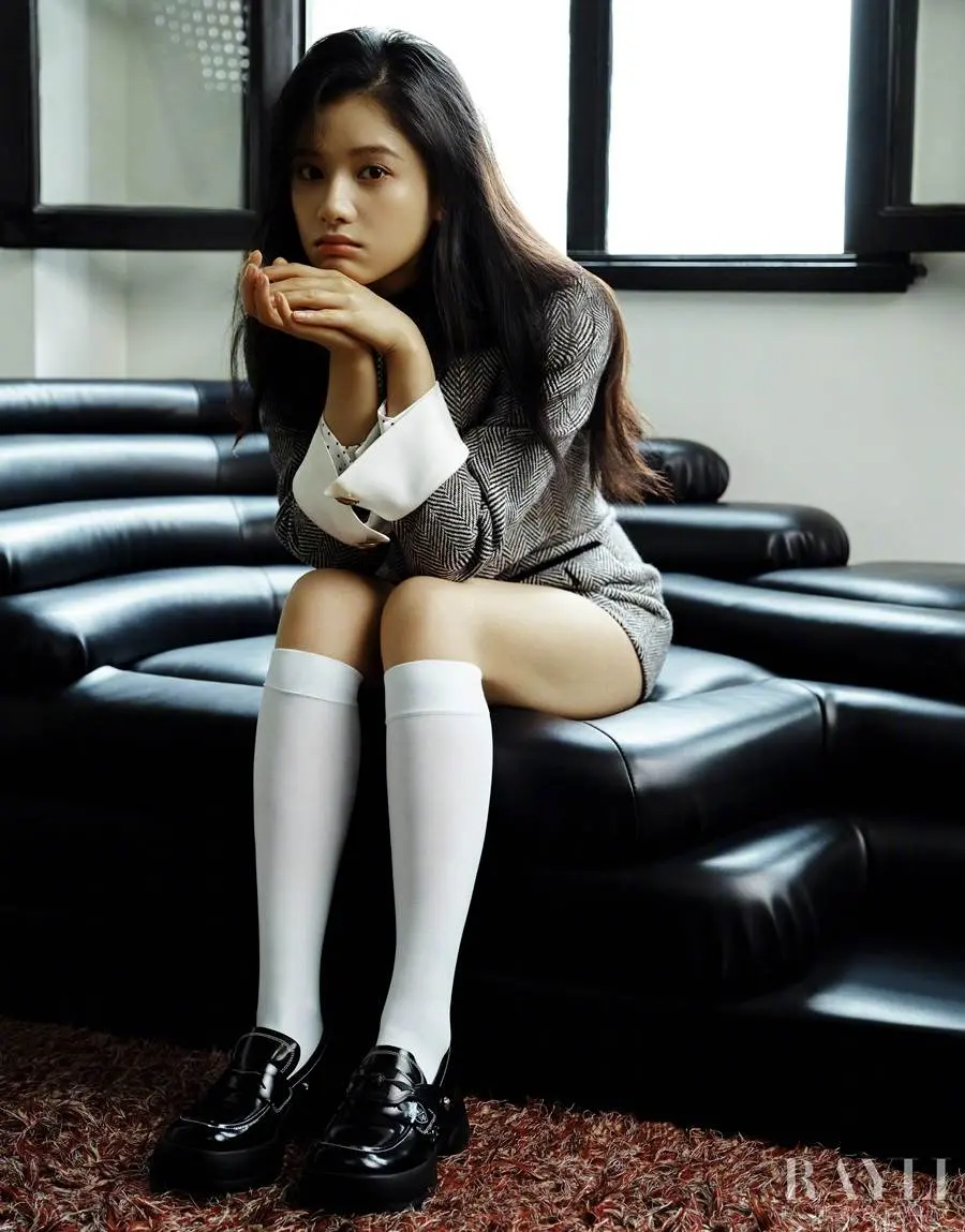 Zhang Jingyi @ Rayli Magazine China February 2023