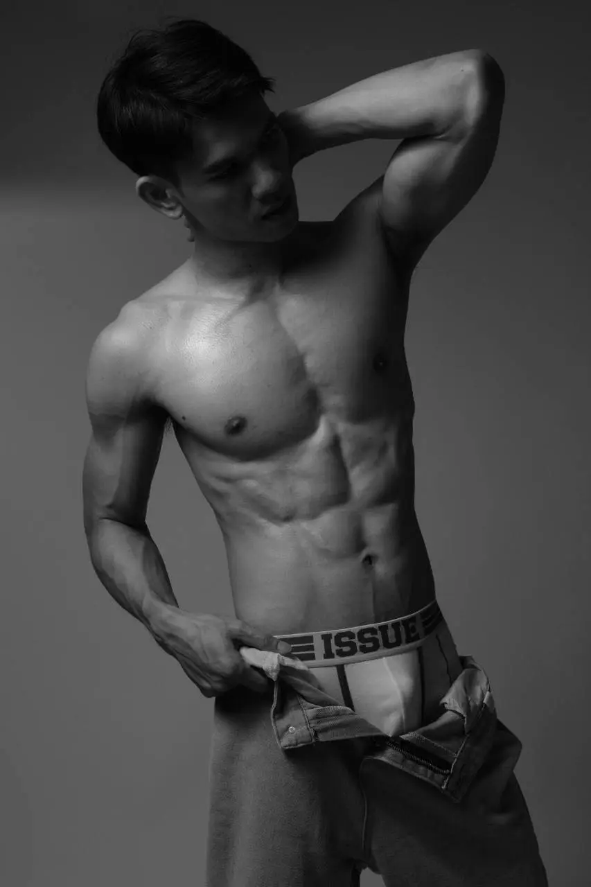 Hot men in underwear 651