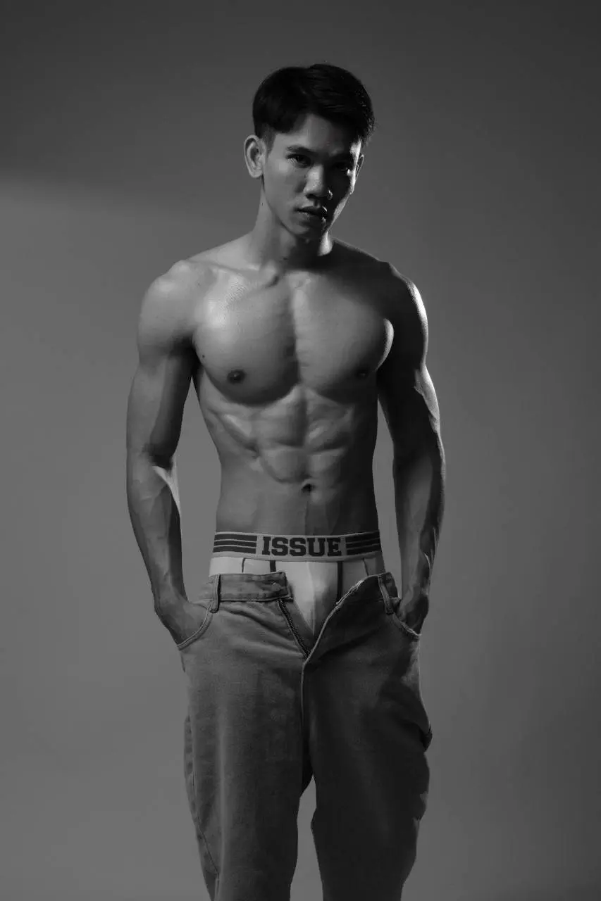 Hot men in underwear 651