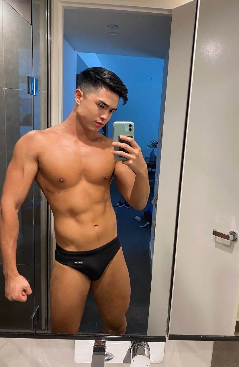 Ethan สุดหล่อ