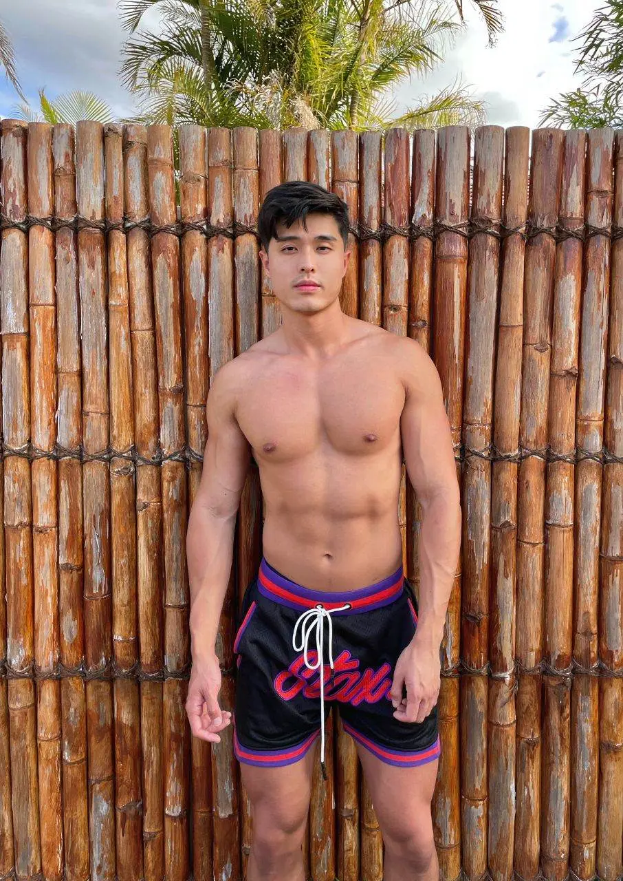 Ethan สุดหล่อ