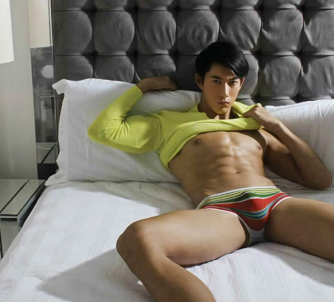 เรื่องบนเตียง 22