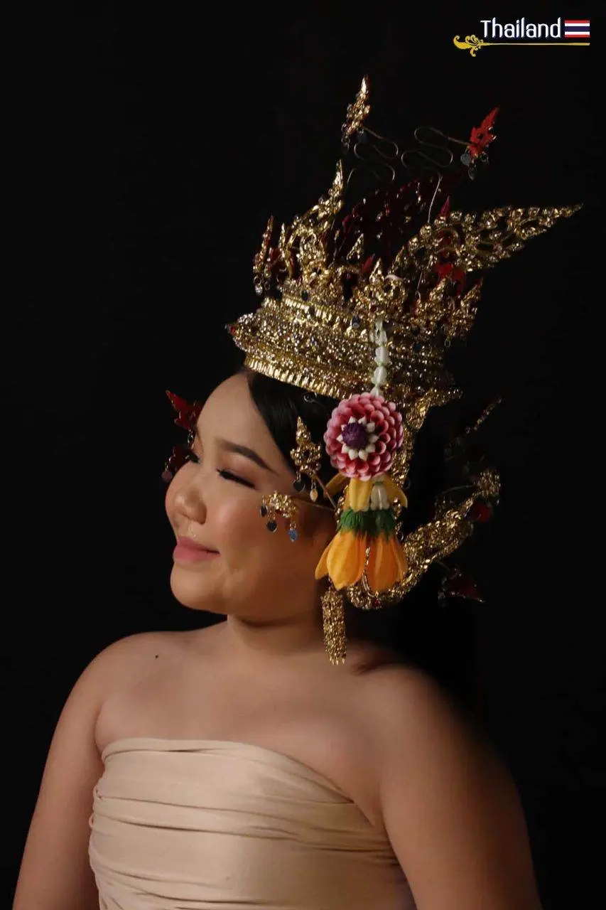 THAILAND 🇹🇭 | Thai Headdress
