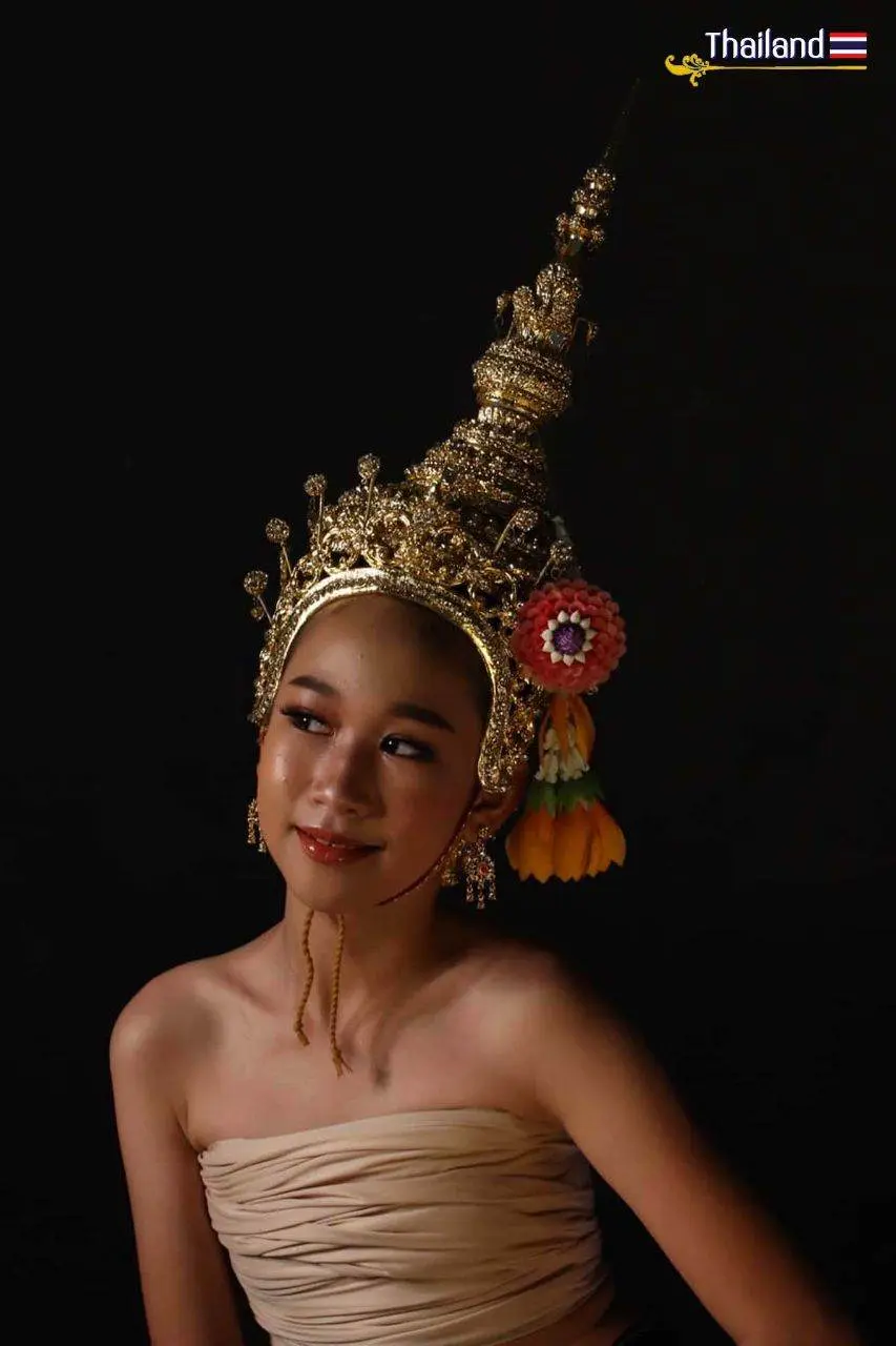 THAILAND 🇹🇭 | Thai Headdress