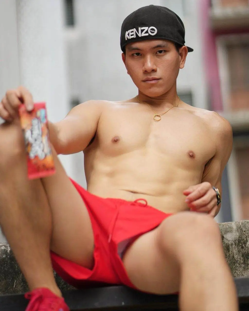 ส่องหนุ่ม 75
