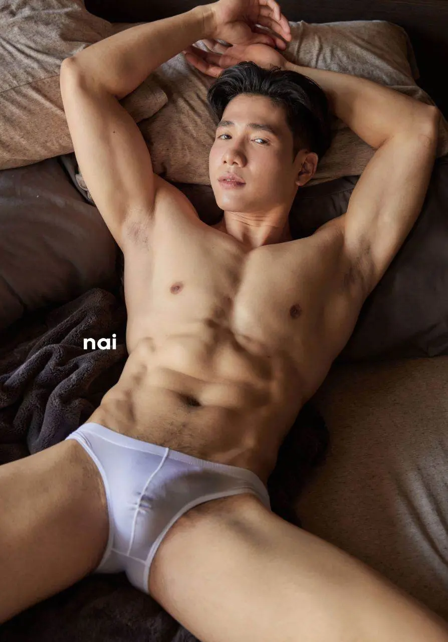 เน้นถ่างขา
