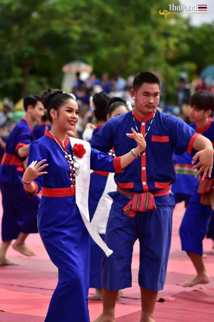Phu-Tai Renu Nakhon dance | THAILAND 🇹🇭