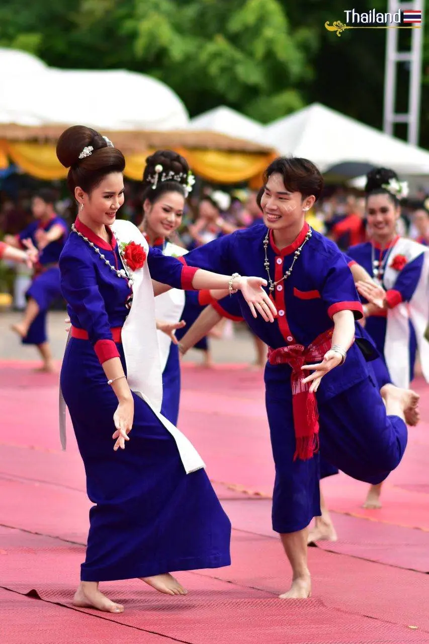 Phu-Tai Renu Nakhon dance | THAILAND 🇹🇭
