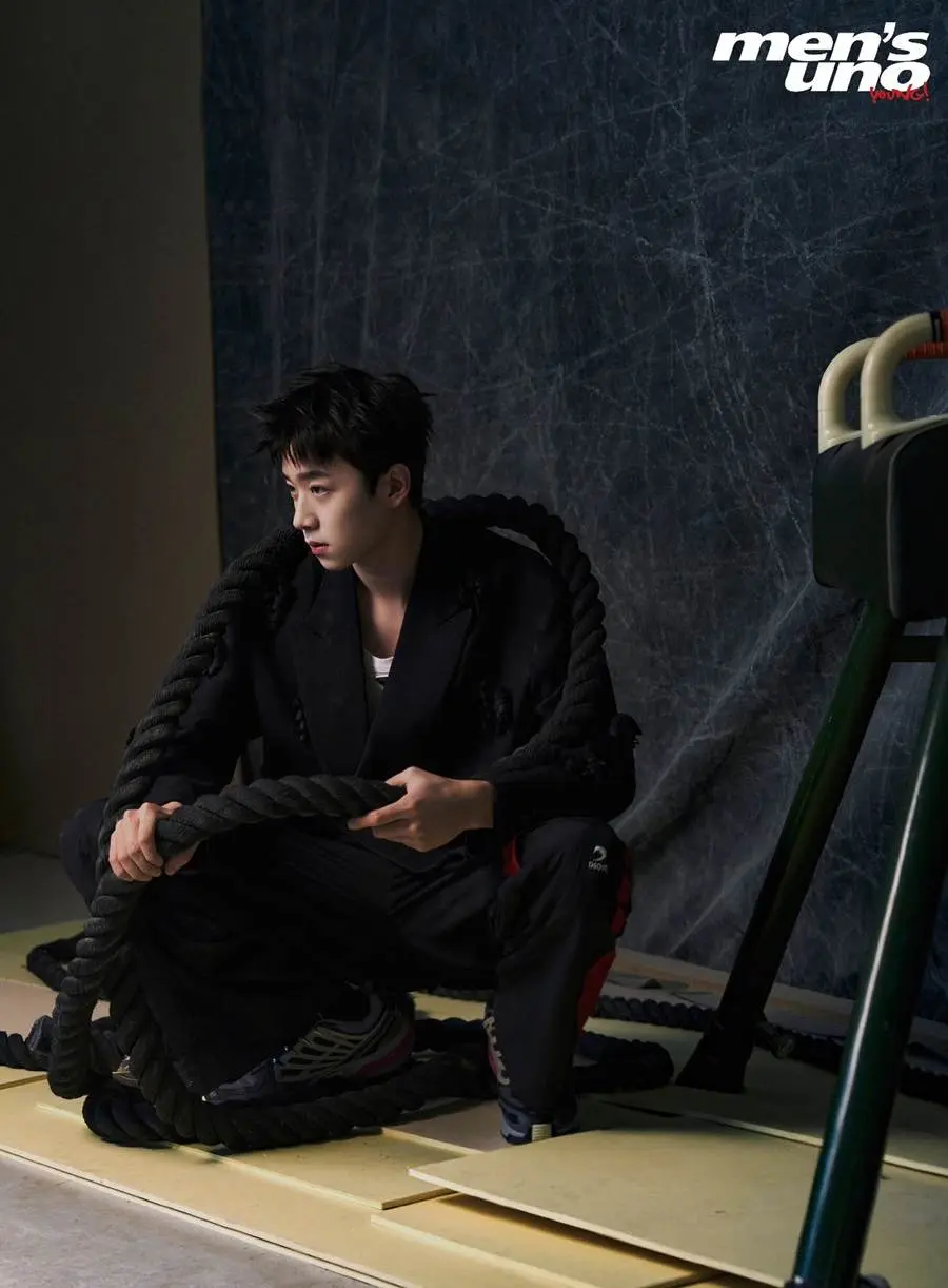 (INTO1) Zhang Jiayuan @ Men&rsquo;s uno Young! China January 2023