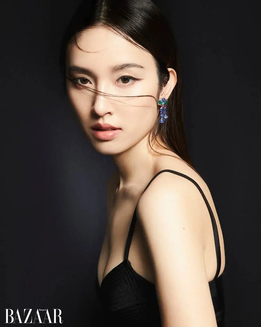 ปอย-ตรีชฎา @ Harper's BAZAAR Thailand February 2023