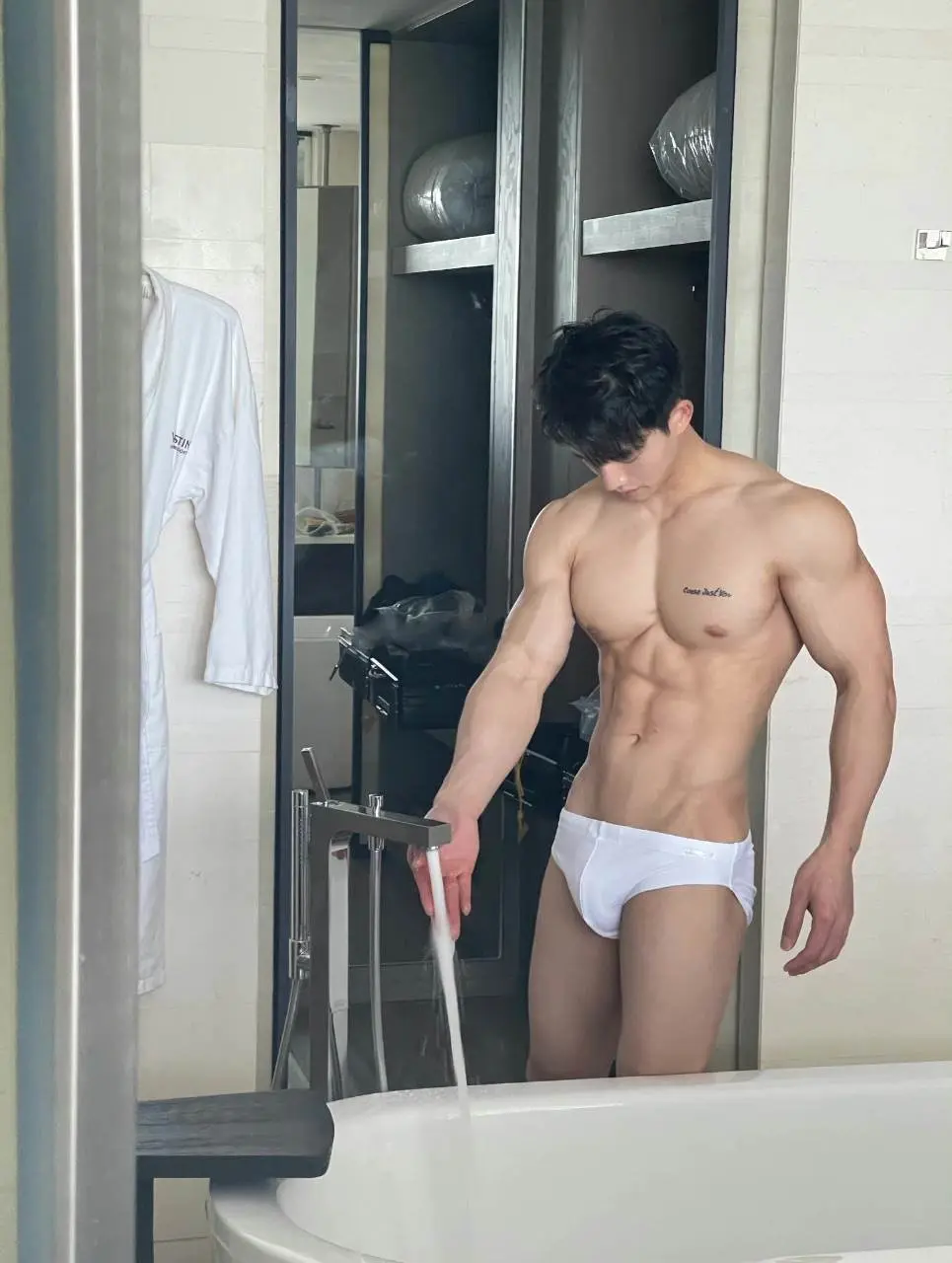 Hot men in underwear 662