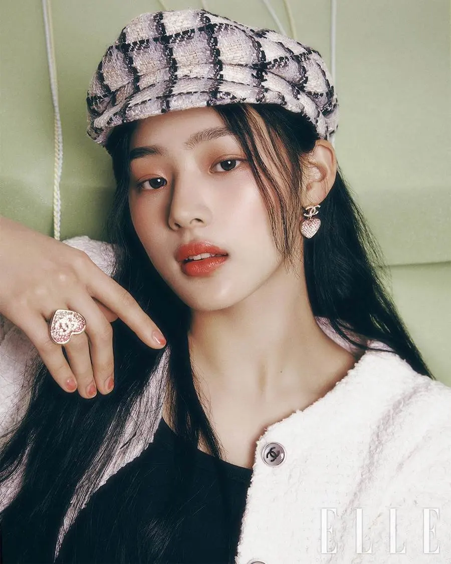 (NewJeans) Minji @ ELLE Korea March 2023