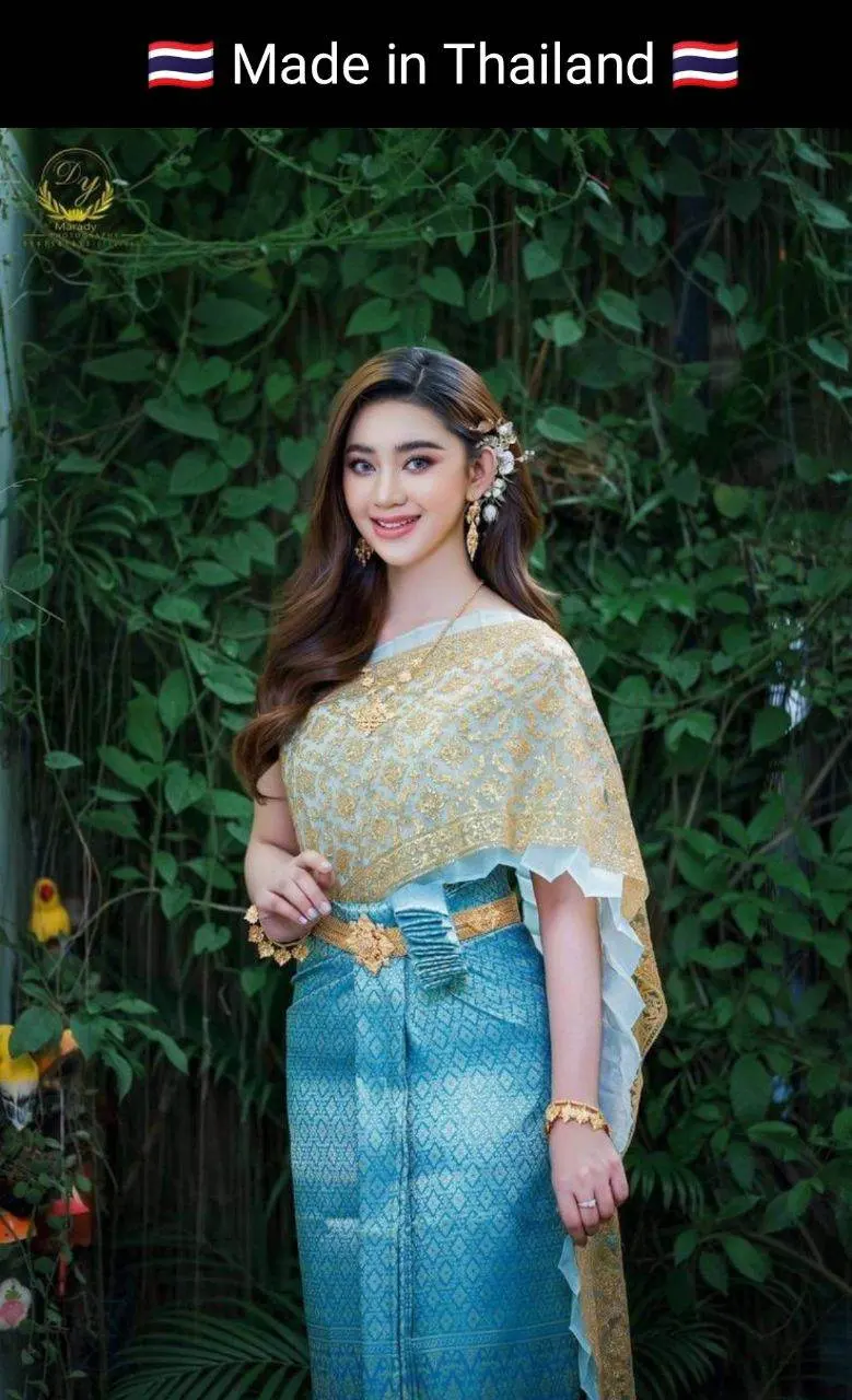 Cambodia wedding costume : ชุดไทยโดยนางแบบกัมพูชา: Khmer wedding dress. Cambodia history