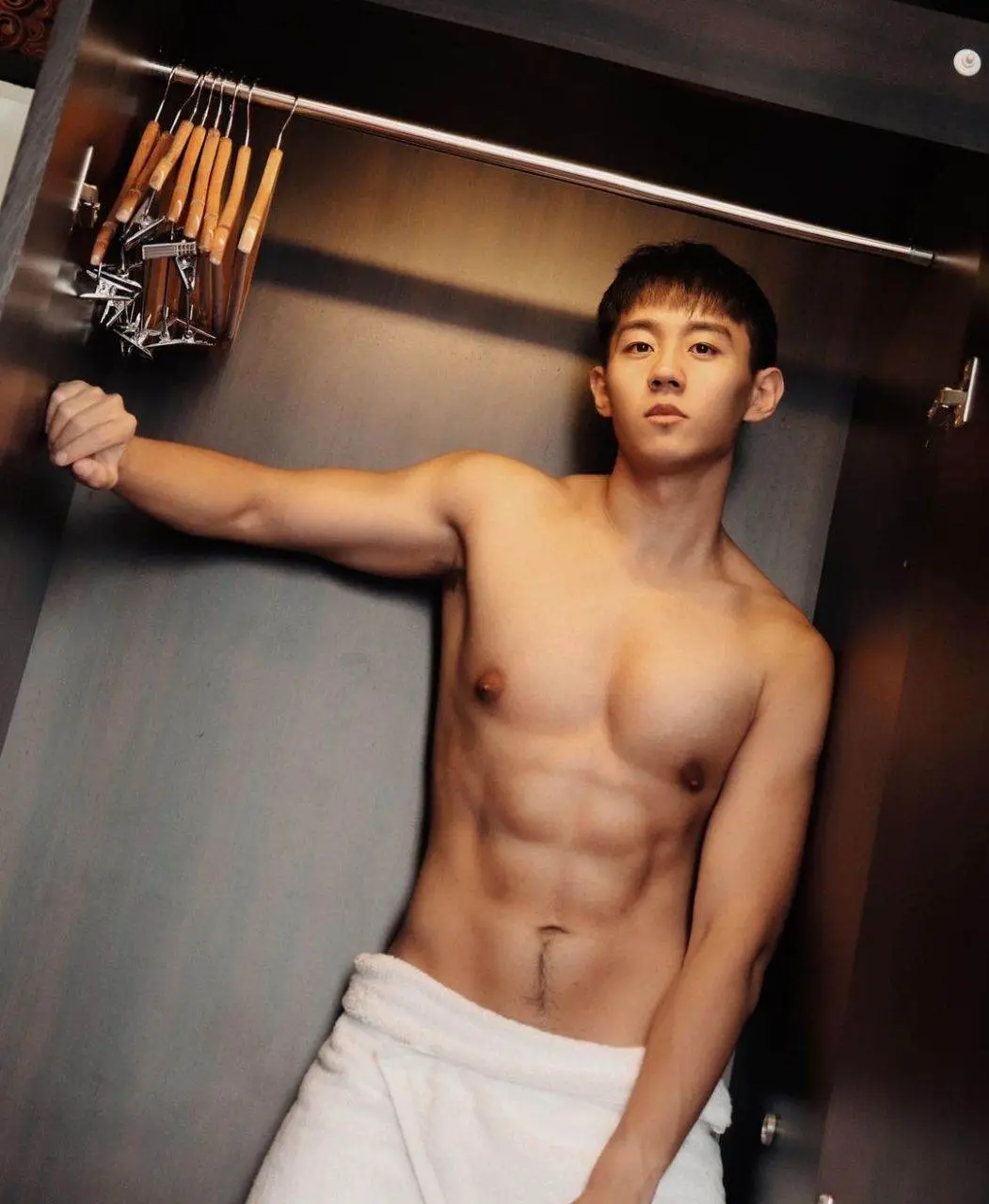 อยากกระชากผ้าออก