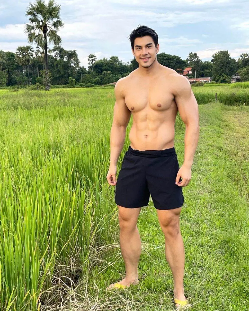 แซบบบบบ