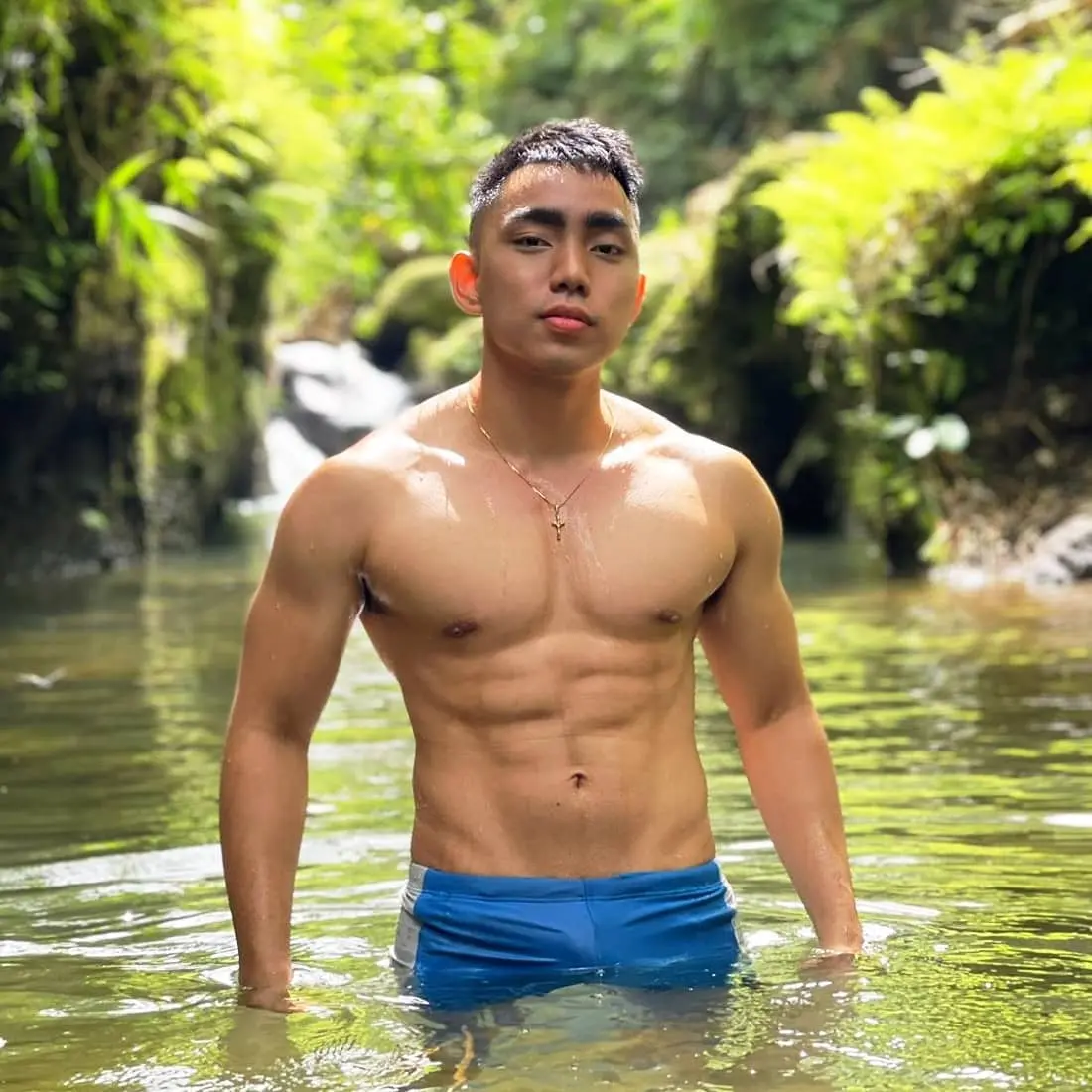 หล่อล่ำงานดี