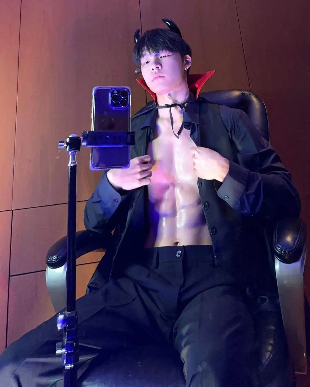 หล่อล่ำงานดี