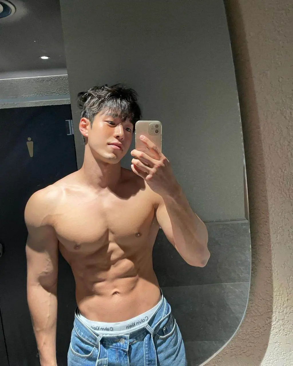 หล่อทุกคนเลยจ้า